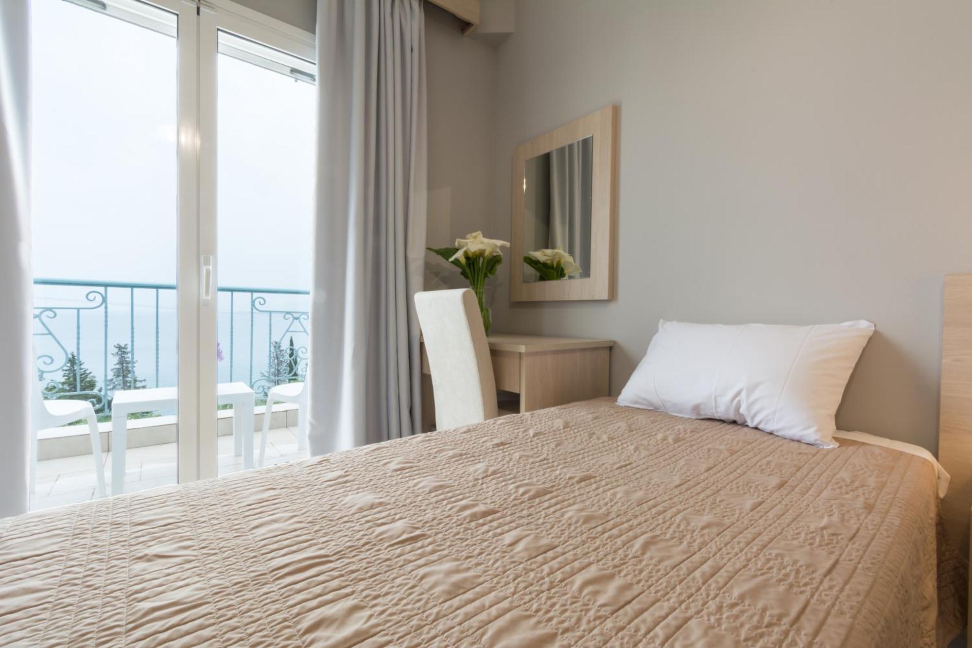 Corfu Aquamarine Aparthotel Notos Quarto foto